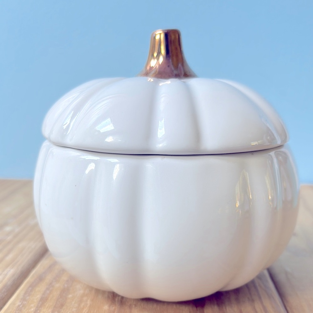 Vintage JCPenney White Pumpkin Ceramic Jar with Gold Stem On Lid Halloween Decor